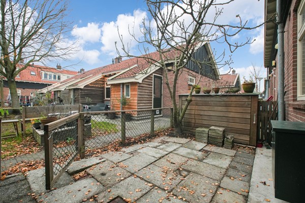 Medium property photo - Vogelkade 2, 1022 XA Amsterdam